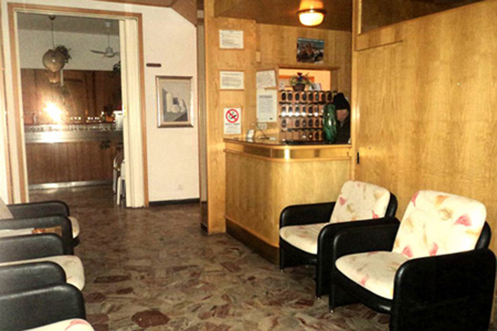 Hotel Leda Rimini Buitenkant foto