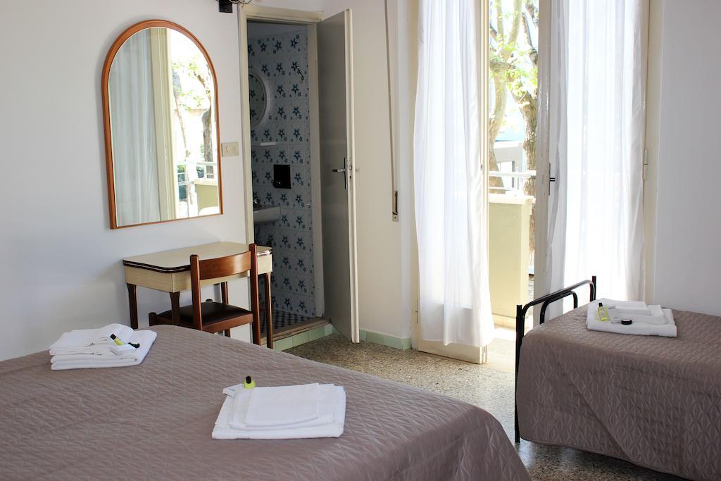 Hotel Leda Rimini Kamer foto